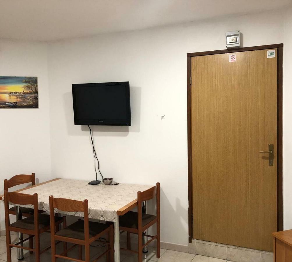 Apartmaji Carpaccio Koper Appartement Buitenkant foto